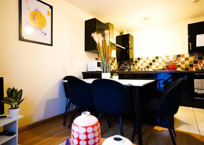 Eagle Homely Apartment